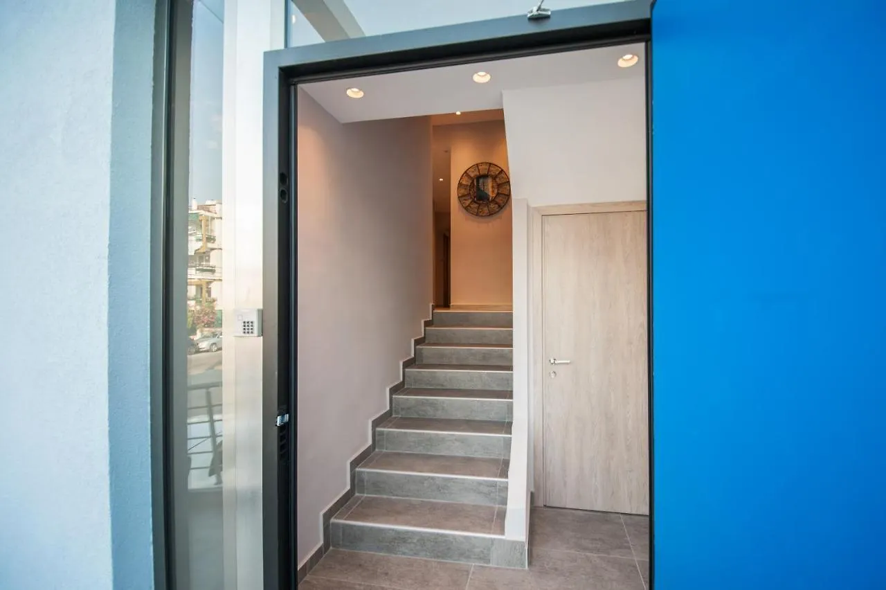Peraía Niki'S Apartments מלון דירות